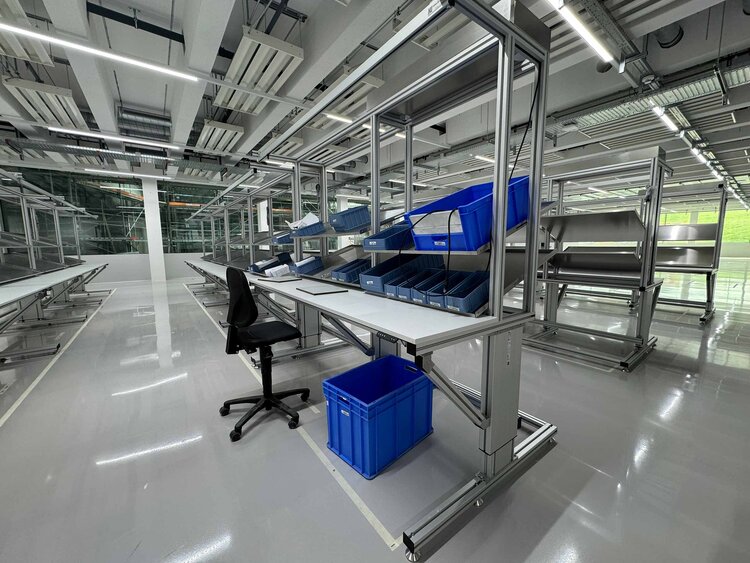Unsere erste Produktion im Neubau unique wird aufgebaut!