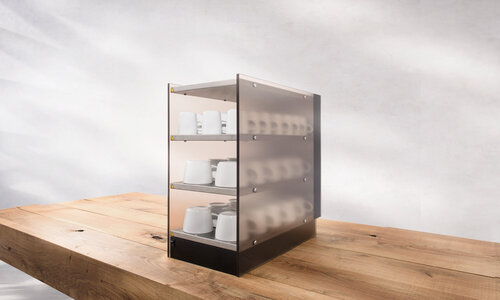 Tassenwärmer mit Kaffeetassen