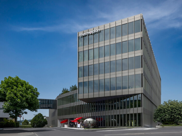 Firmengebäude unique Thermoplan AG in Weggis